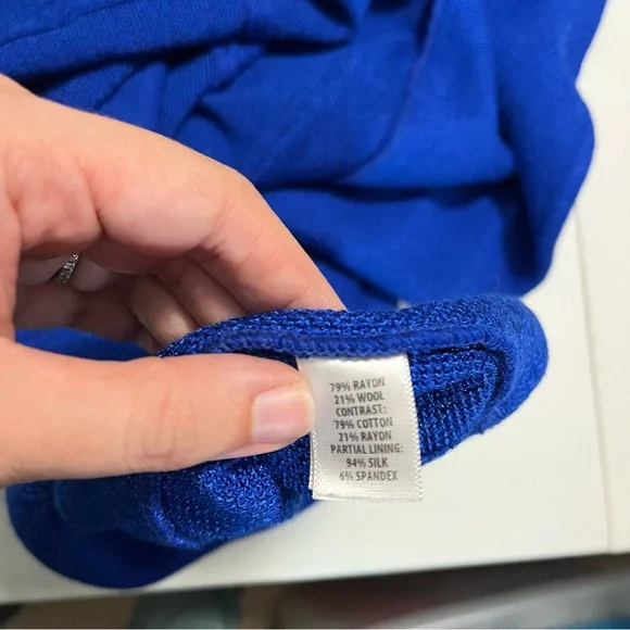 St. John Royal Blue Button Front Longline Cardigan Size 10 - Picture 8 of 10